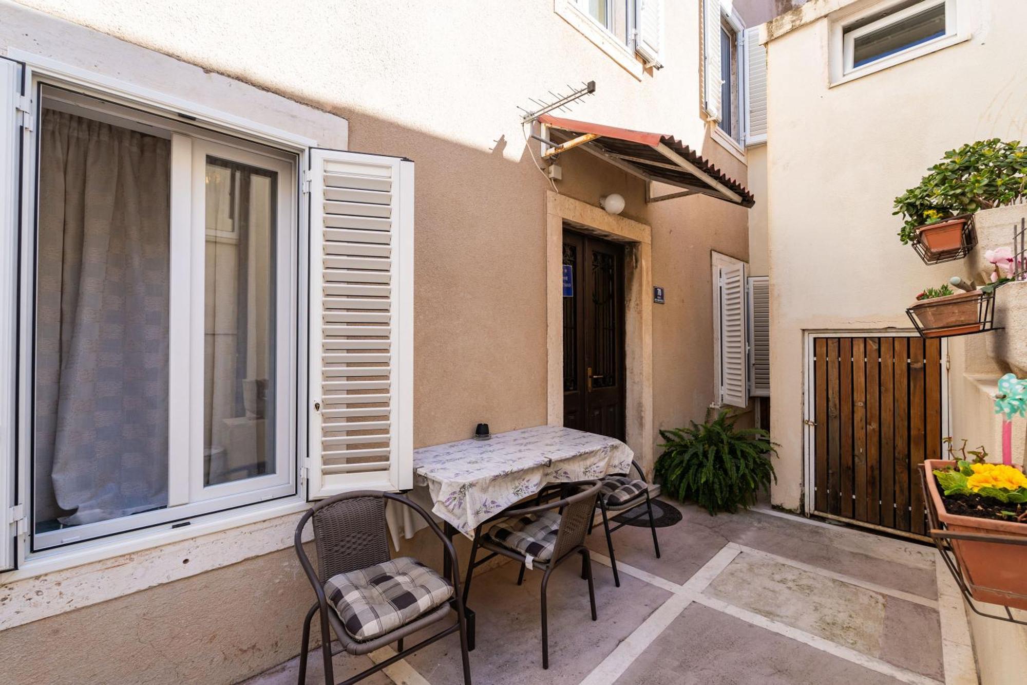 Apartment Family Tokic Ragusa Esterno foto